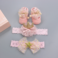 This is a gorgeous delicate soft 3 piece bootie shoe headband set for your daughter, Granddaughter, Niece, God daughter or friends new baby. Perfect for a baby shower gift or birthday present.